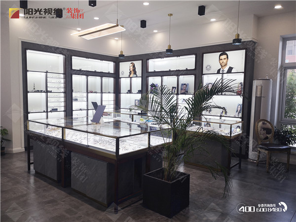 眼鏡店選址：不同位置的眼鏡店優(yōu)缺點有哪些？