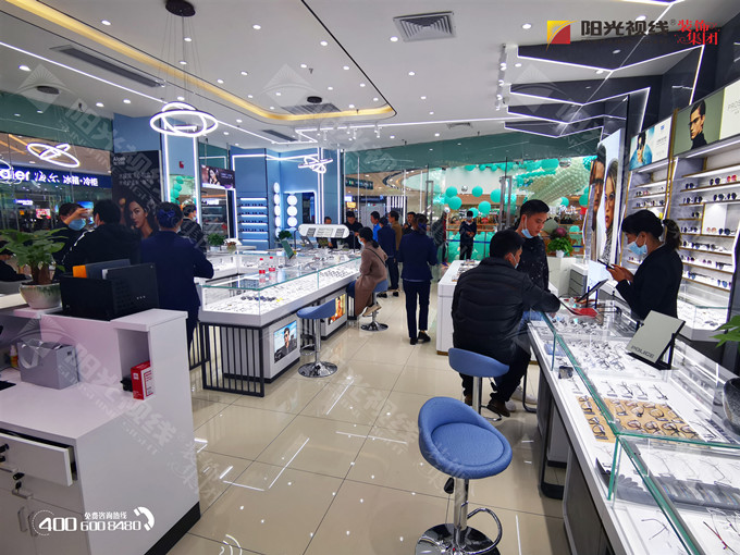 快時尚眼鏡店與傳統眼鏡店有什么不同？